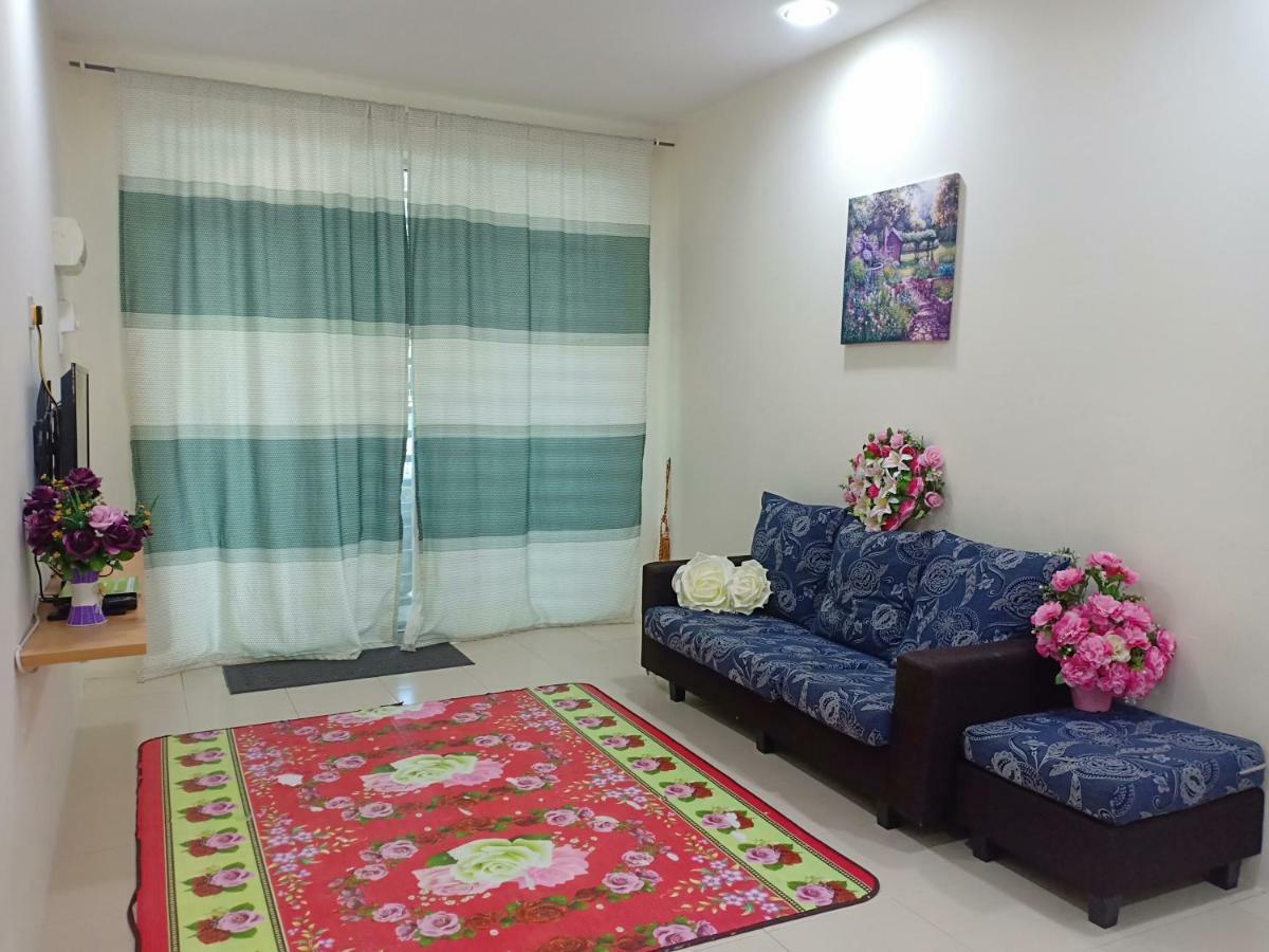 Homemuslim Gambang Kampong Pohoi Exterior photo